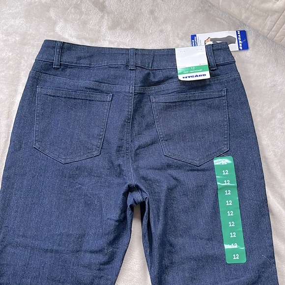 ✨NWT- Nygard skinny crop - Picture 5 of 5